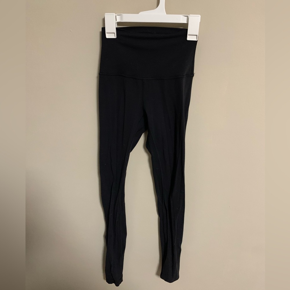 Black lulu lemon